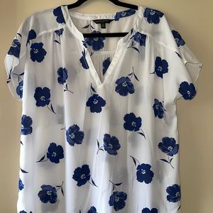 Banana Republic Women’s V-Neck Blouse